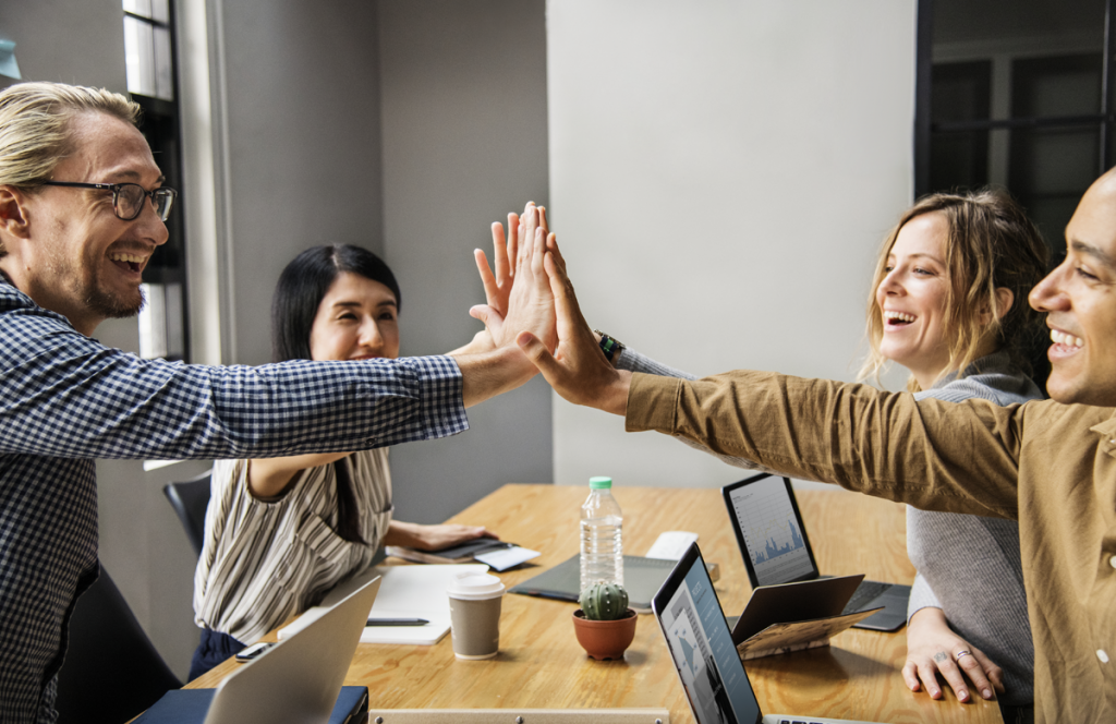 Do you need a digital worplace to boost internal communications? These 20 components are being used by succesful companies all over the world!