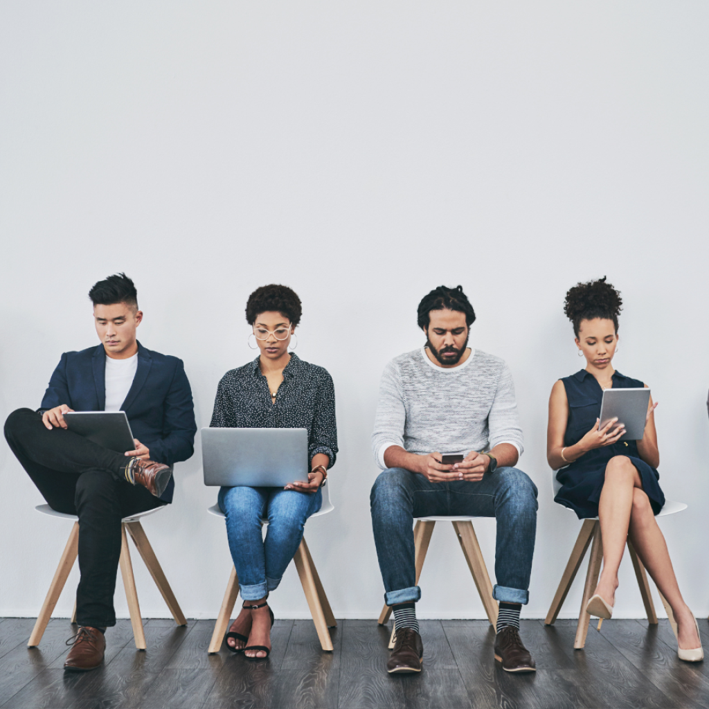 In this blog post, we’ll dive into omnichannel communication and its differences compared to the multichannel approach.