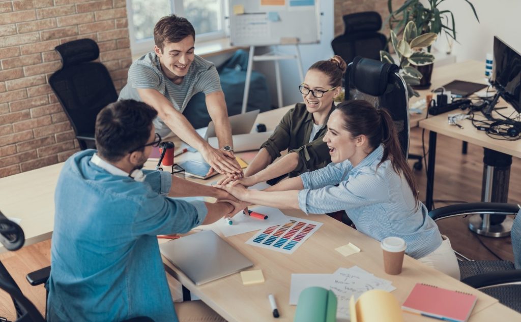 An intranet can help internal comms facilitate social interactions amongst colleagues. Here are 10 ways you can use your intranet to do just that.