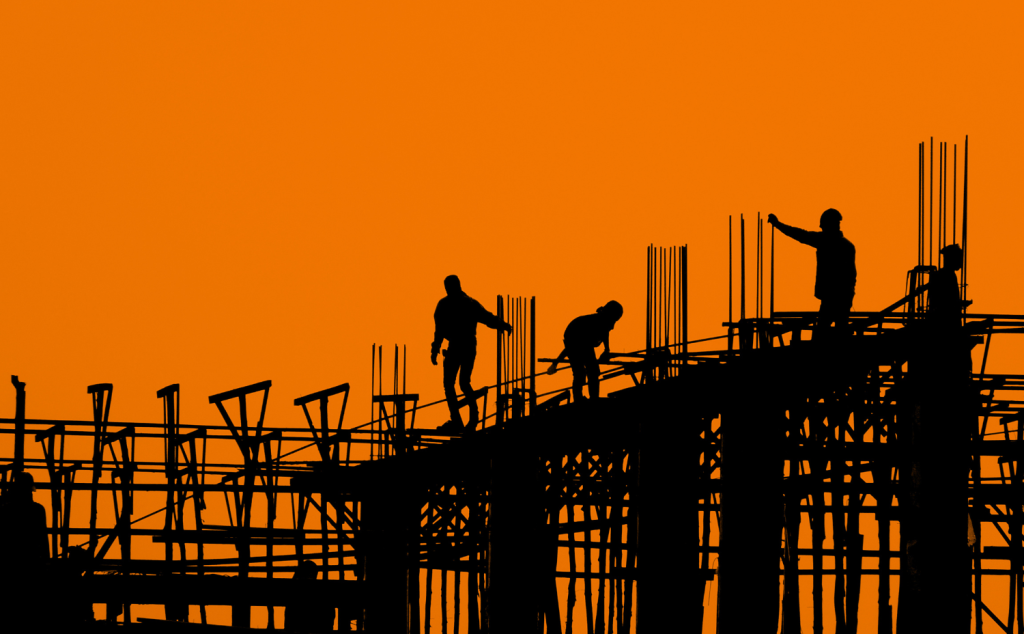 Uncover optimal channels for engaging hard-to-reach employees in healthcare, construction, manufacturing, and hospitality sectors.