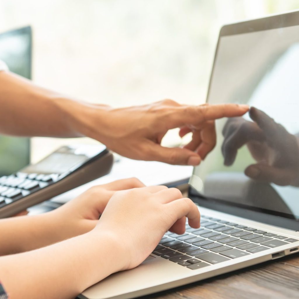 Knowledge management with an intranet: how to turn your intranet into a knowledge source everyone uses